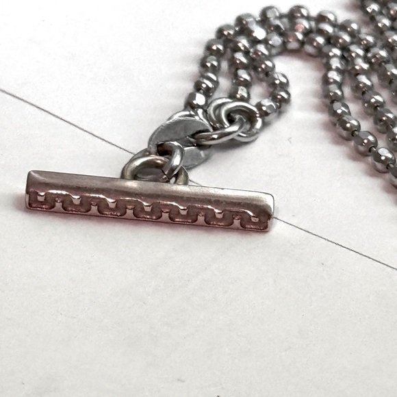 โจ Exquisite Vintage Tri-Coloured Sterling Silver Three Heart Necklace from Italy - Picture 13 of 13